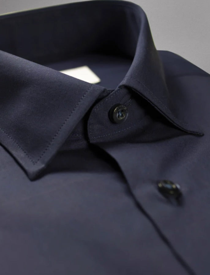 HARDY AMIES NAVY POPLIN BUSINESS SHIRT (SLIM FIT)